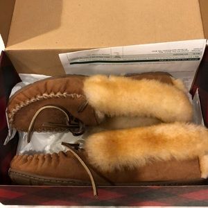 L.L.Bean wicked good brown moccasins